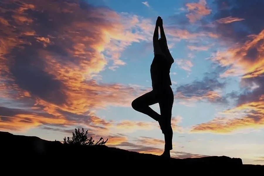 Yoga e Pilates in armonia con la natura al Cardo Resort